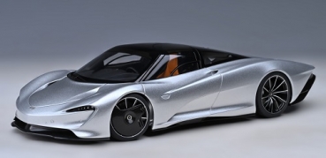 76090 McLaren Speedtail (Supernova Silver) 1:18